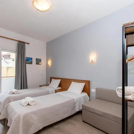 Star Paradise Apartment Neos Marmaras