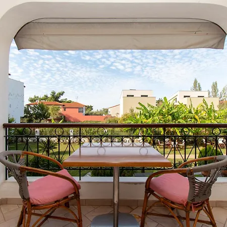 Star Paradise Neos Marmaras